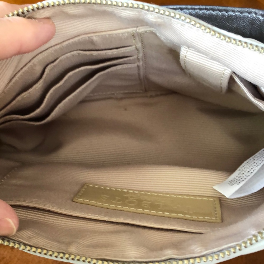 Talbots small purse - Picture 5 of 5